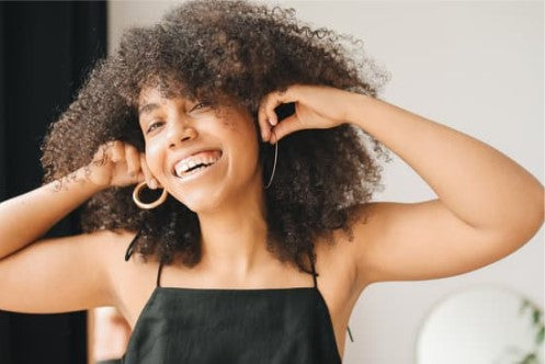 if you have curly or coily hair, a shampoo designed for straight hair wouldn’t be appropriate. To resolve your hair issues and achieve healthy, glossy hair, you need a complete understanding of all the shampoo classifications available.